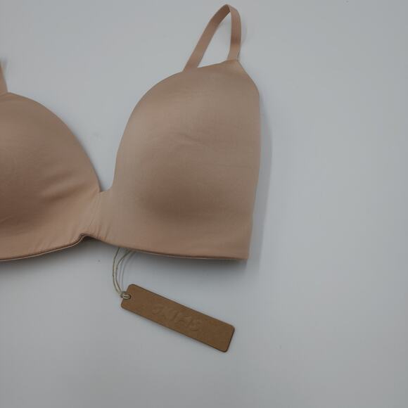 SKIMS Wireless Form T Shirt Demi Bra in Mica Size 32DD - Picture 4 of 8